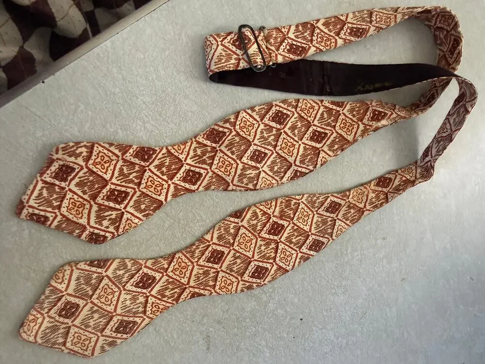 Vintage Brown and White Tiki-Style Geometric Bow Tie Adjustable